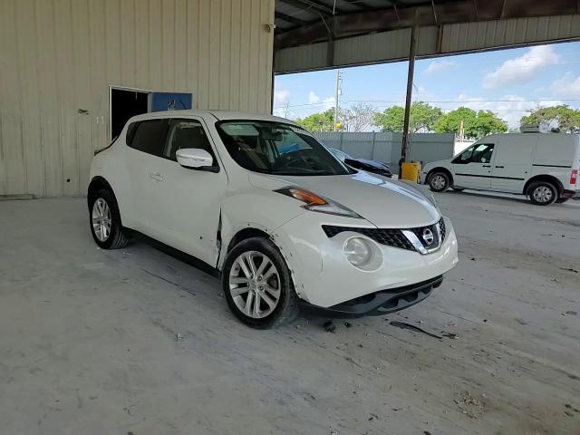 2015 Nissan Juke S VIN: JN8AF5MR0FT504570 Lot: 63292274
