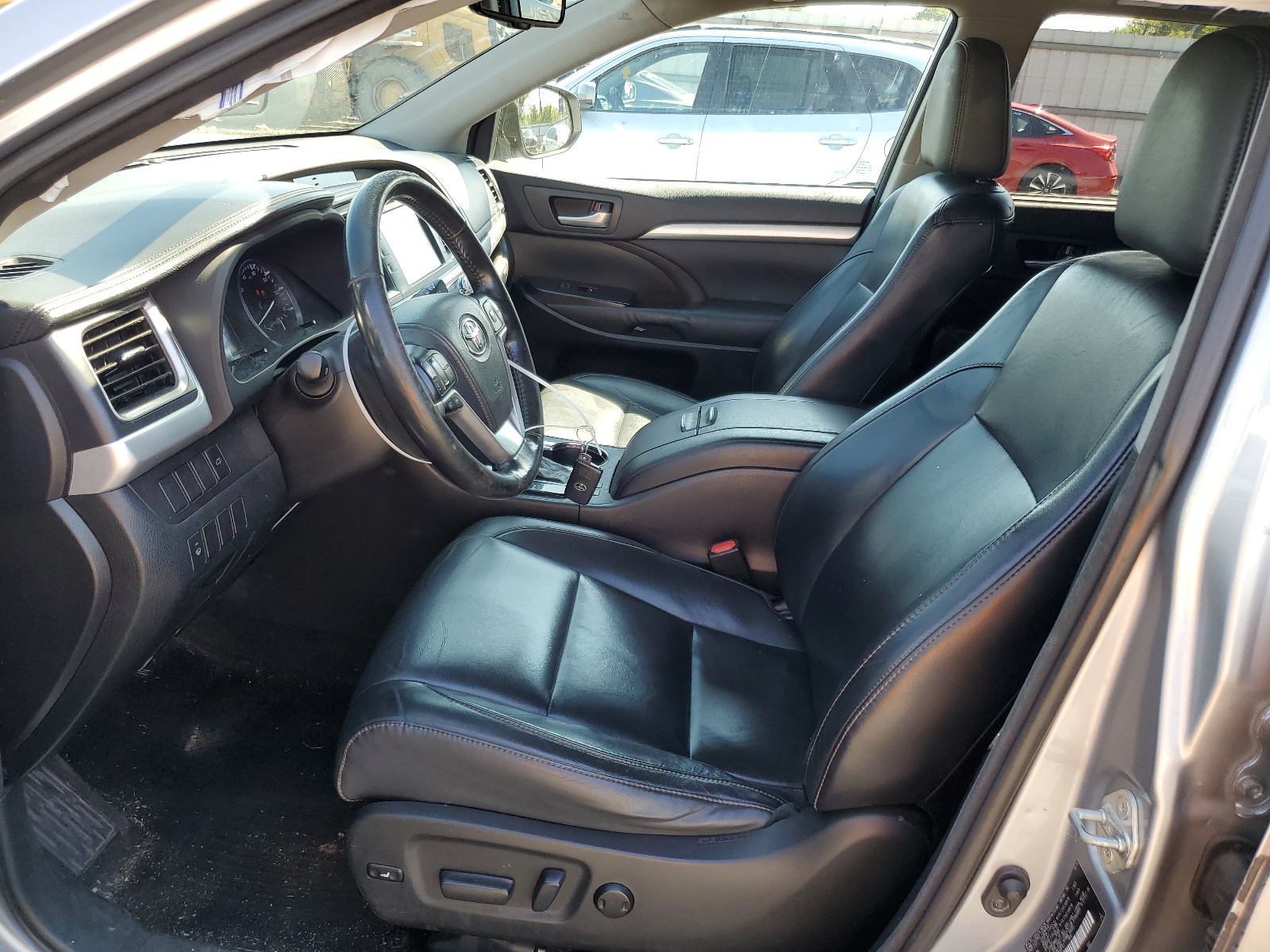 5TDJKRFH9FS096717 2015 Toyota Highlander Xle