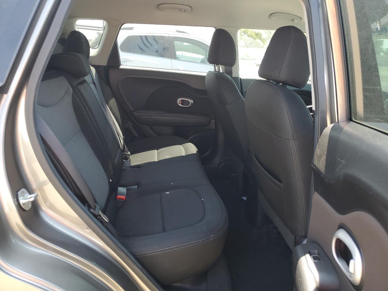 2018 Kia Soul + VIN: KNDJP3A57J7539154 Lot: 64571084