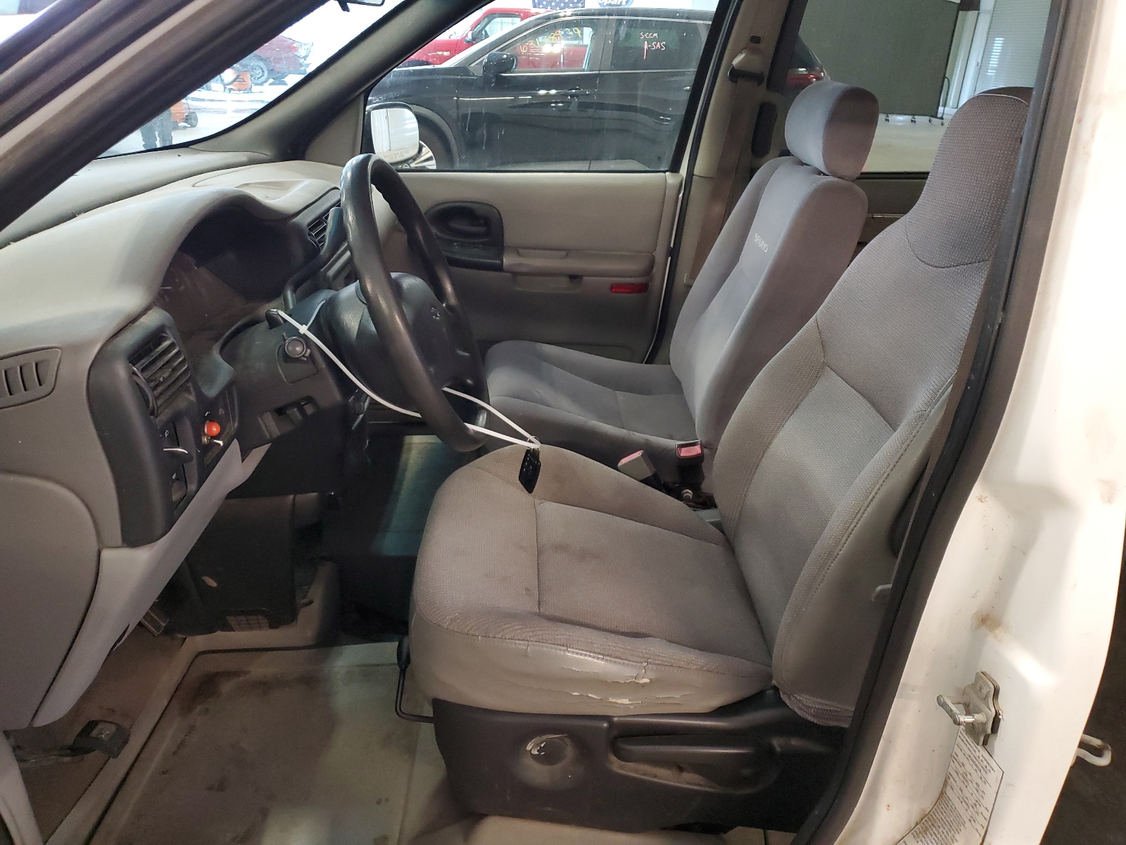 1GBDV13EX5D149150 2005 Chevrolet Venture Incomplete