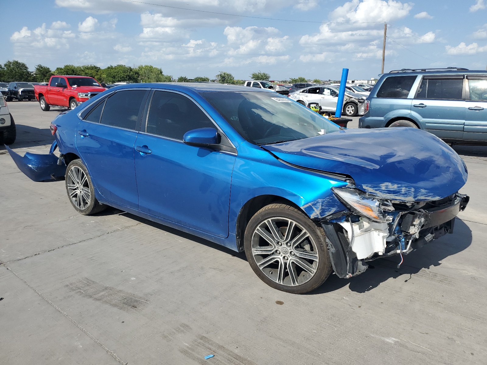 2016 Toyota Camry Le vin: 4T1BF1FK0GU518632