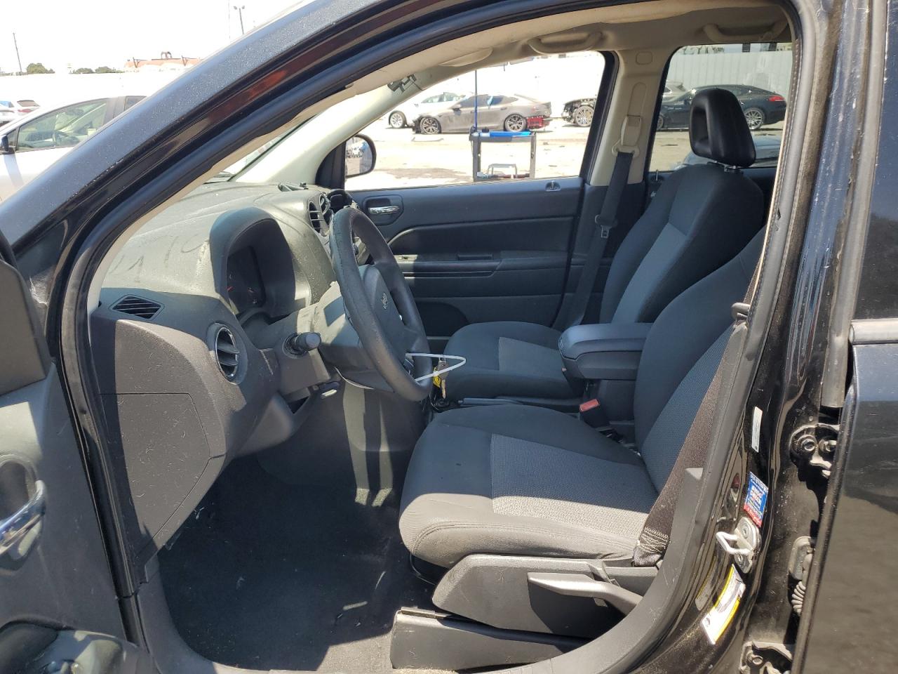 2009 Jeep Compass Sport VIN: 1J4FT47A99D101481 Lot: 64143964