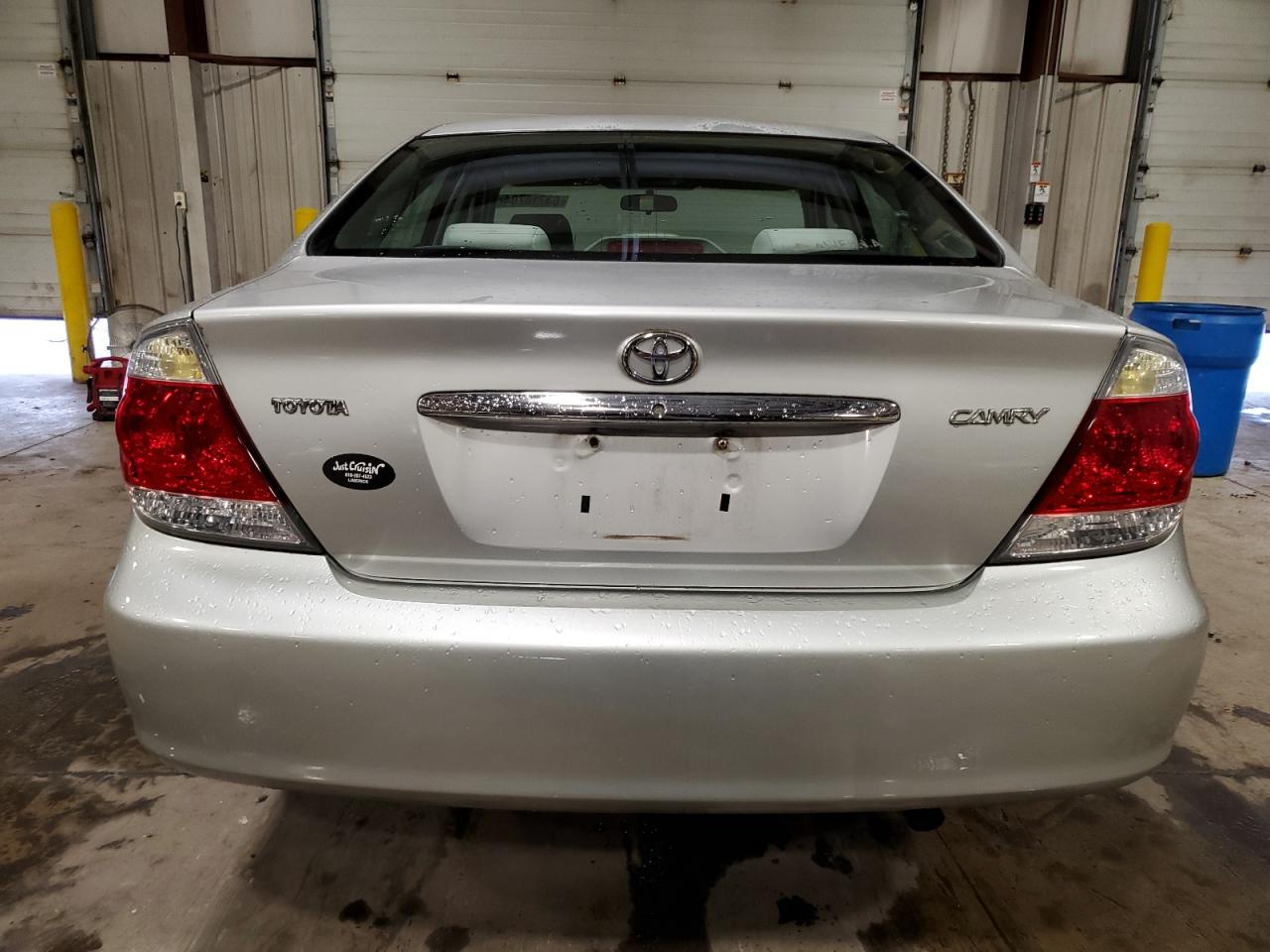 2005 Toyota Camry Le VIN: 4T1BE32K65U586645 Lot: 63716704