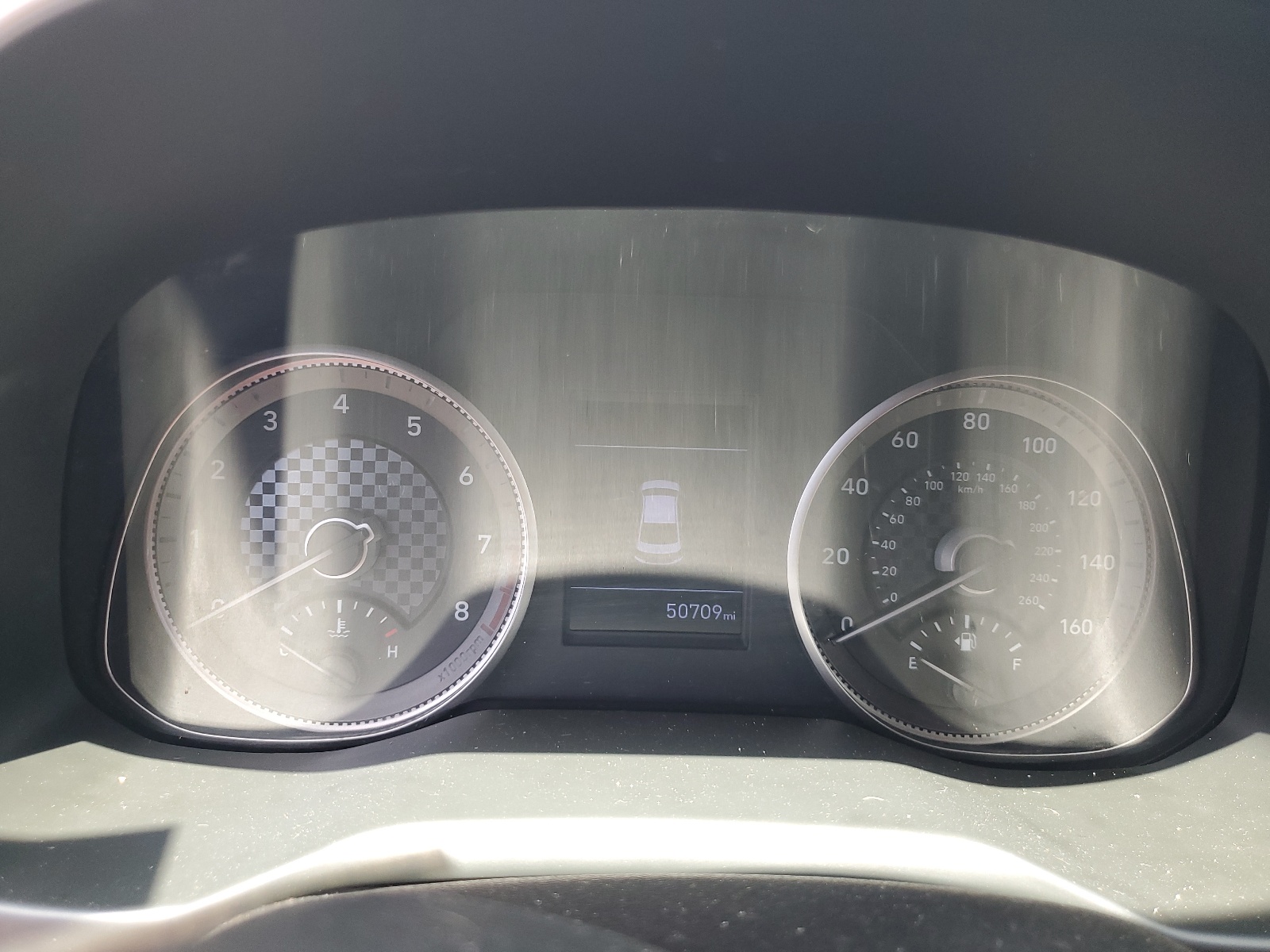 2020 Hyundai Elantra Se vin: 5NPD74LF9LH609129