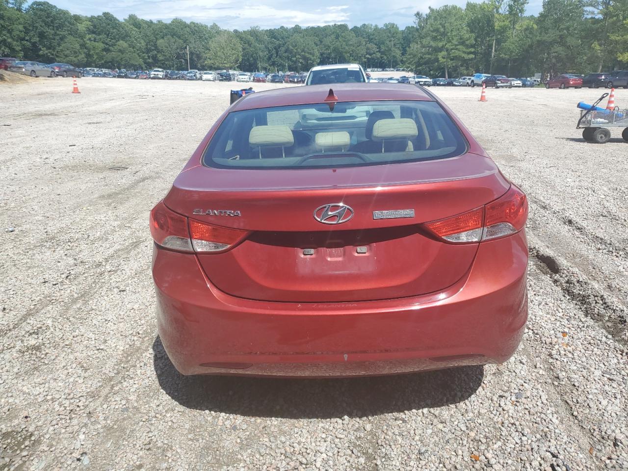 2012 Hyundai Elantra - Image 6