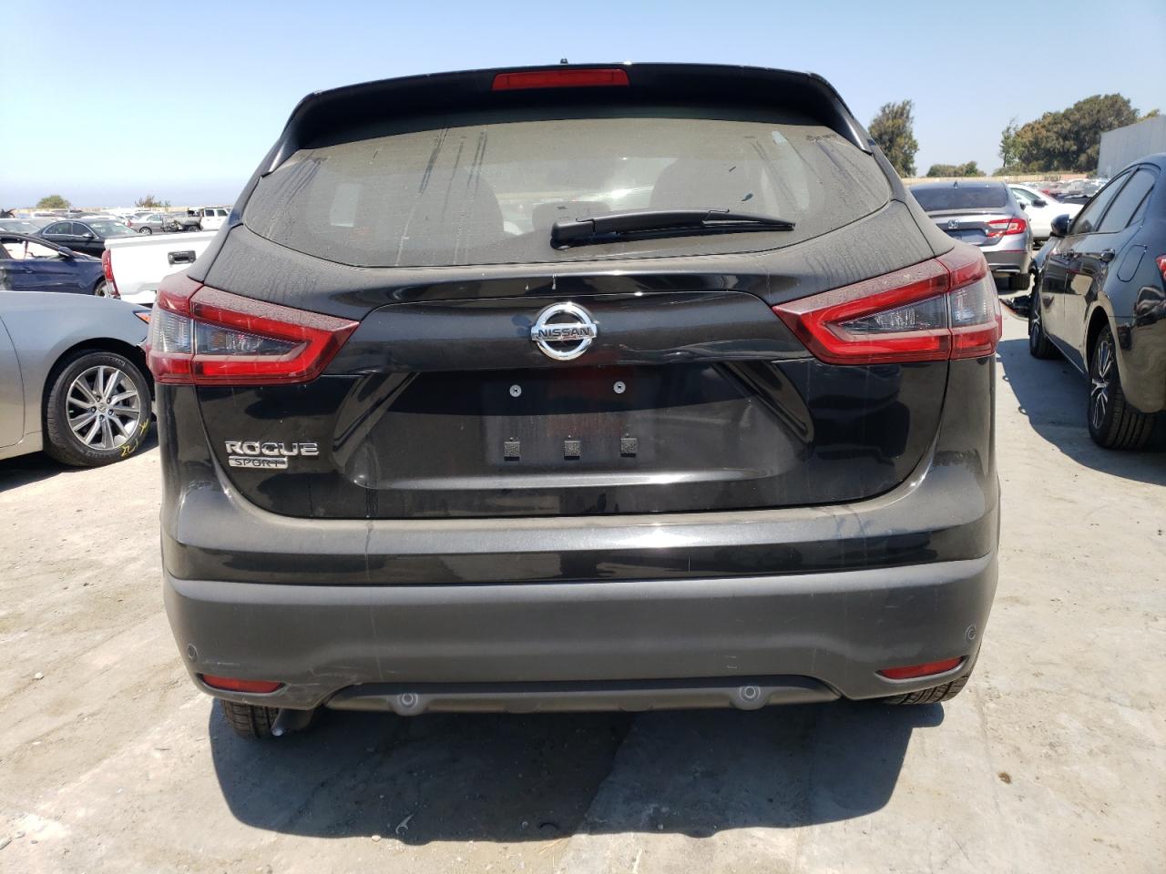 2021 Nissan Rogue Sport S VIN: JN1BJ1AV4MW562978 Lot: 71855054