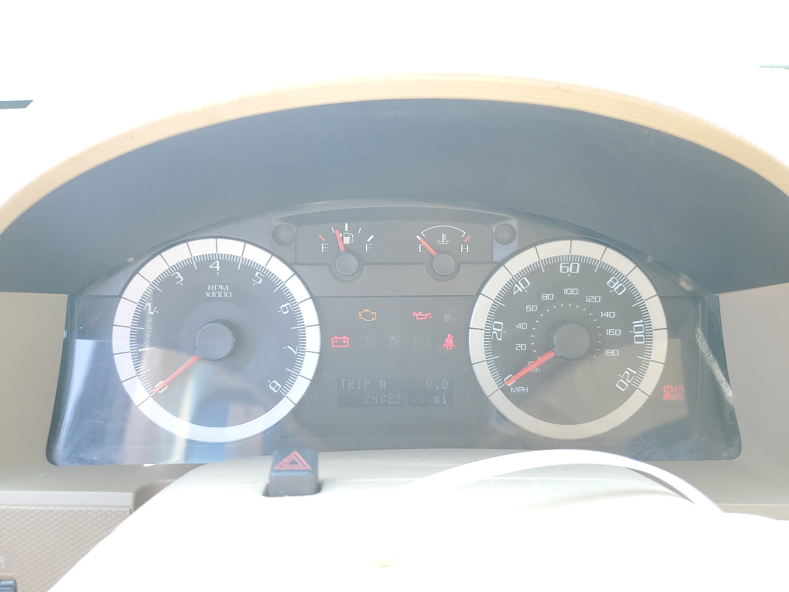 1FMCU04138KE11506 2008 Ford Escape Limited