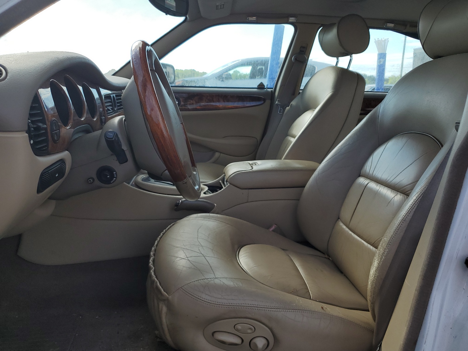 SAJDA24C92LF41598 2002 Jaguar Vandenplas