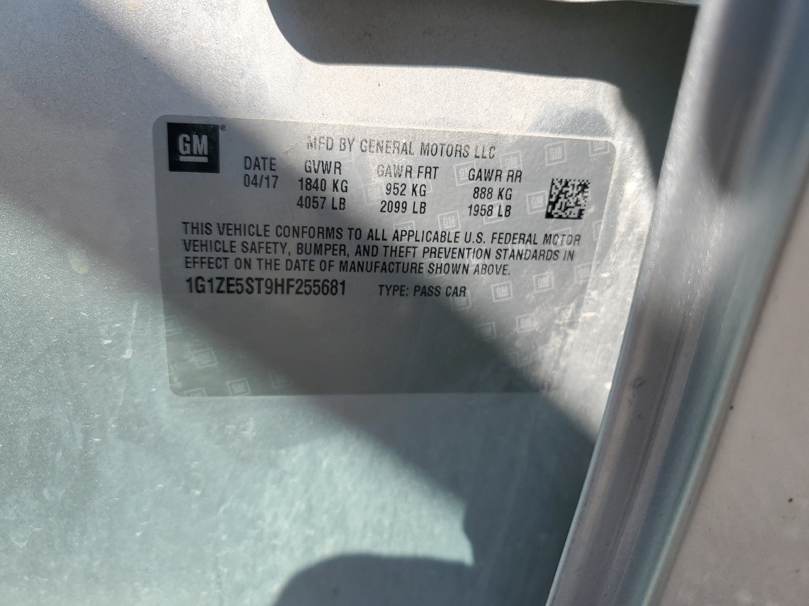 1G1ZE5ST9HF255681 2017 Chevrolet Malibu Lt