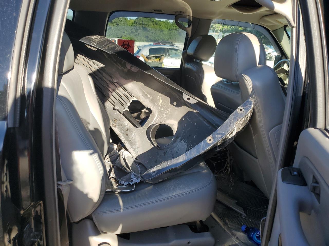 2004 GMC Yukon Xl Denali VIN: 1GKFK66U74J107052 Lot: 63528874