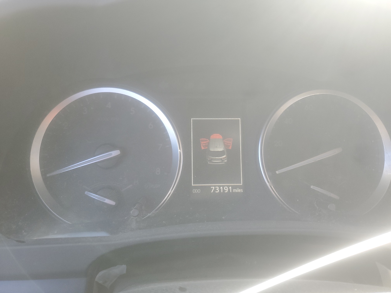 5TDKZRFH9JS535066 2018 Toyota Highlander Se