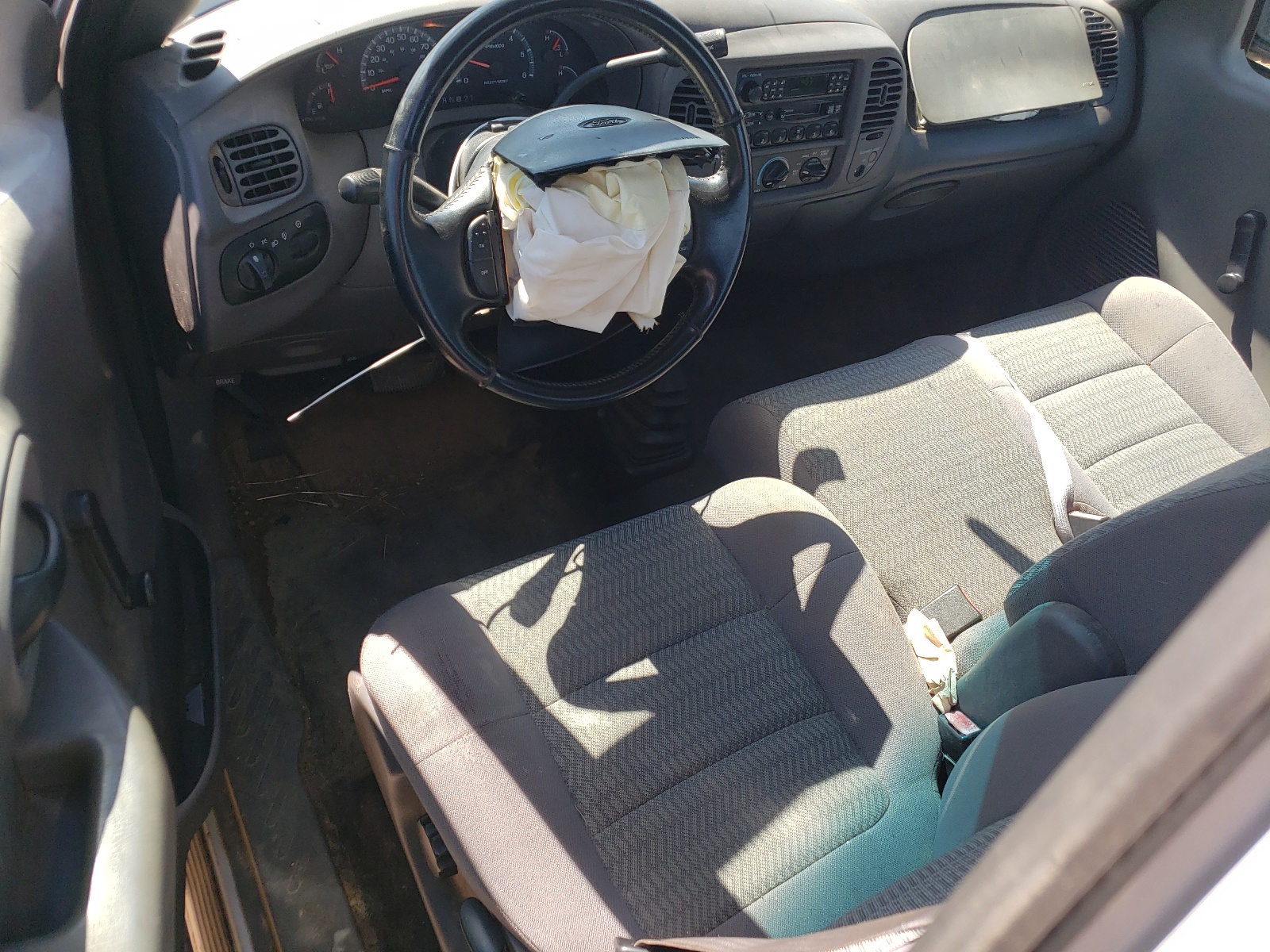 1FTRX18W72NB21356 2002 Ford F150