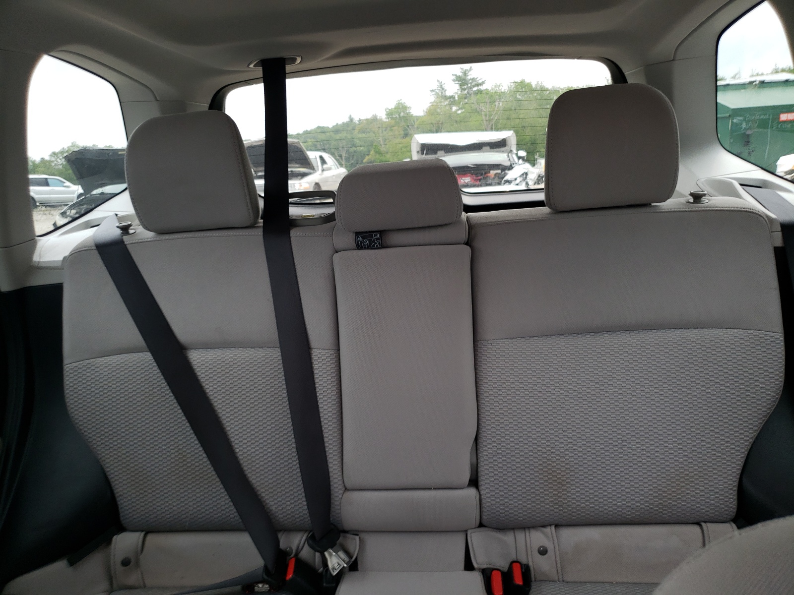 JF2SJAEC8HH806598 2017 Subaru Forester 2.5I Premium