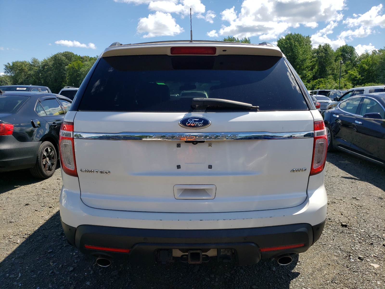 2014 Ford Explorer Limited vin: 1FM5K8F80EGA25518