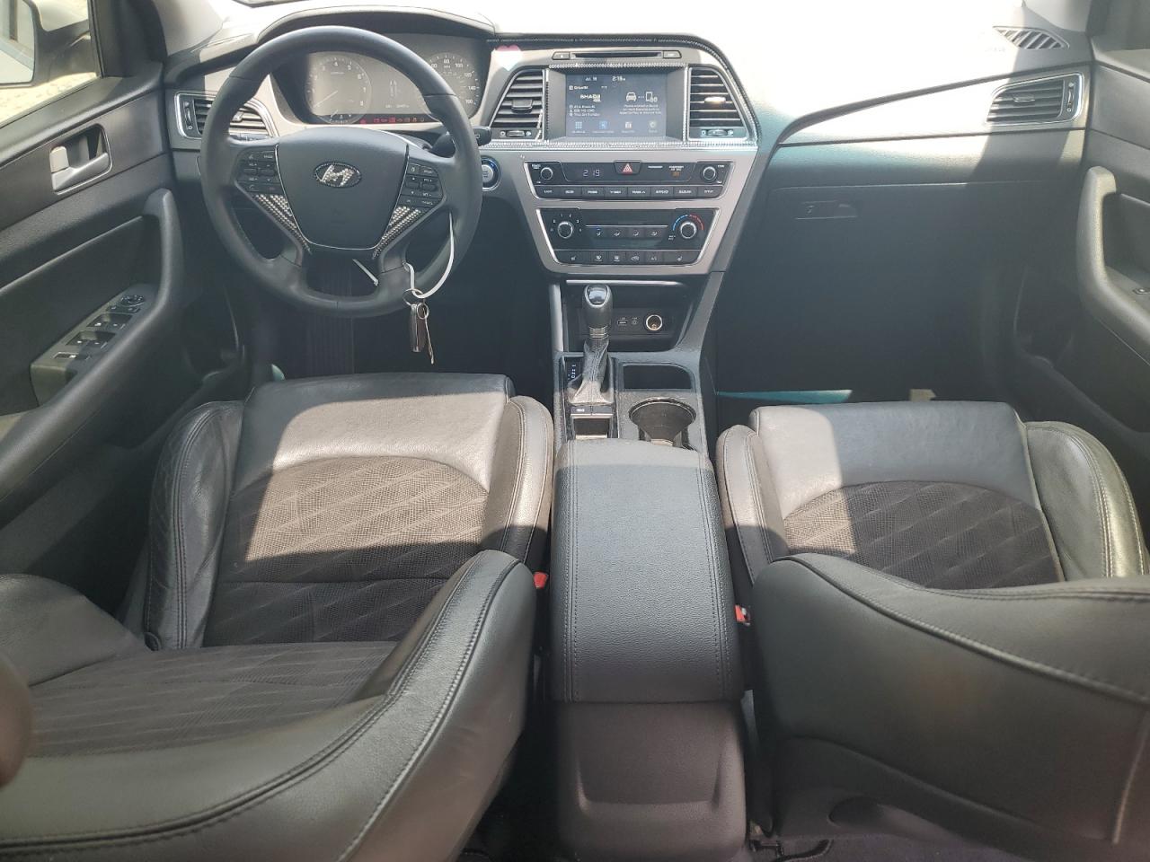 2017 Hyundai Sonata Sport VIN: 5NPE34AF0HH471698 Lot: 62294174