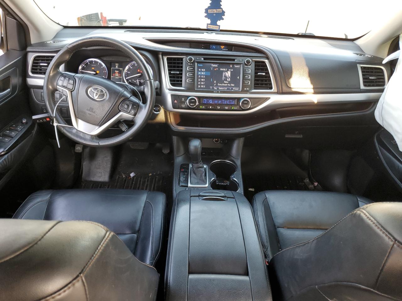 2015 Toyota Highlander Xle VIN: 5TDKKRFH5FS065761 Lot: 64306024