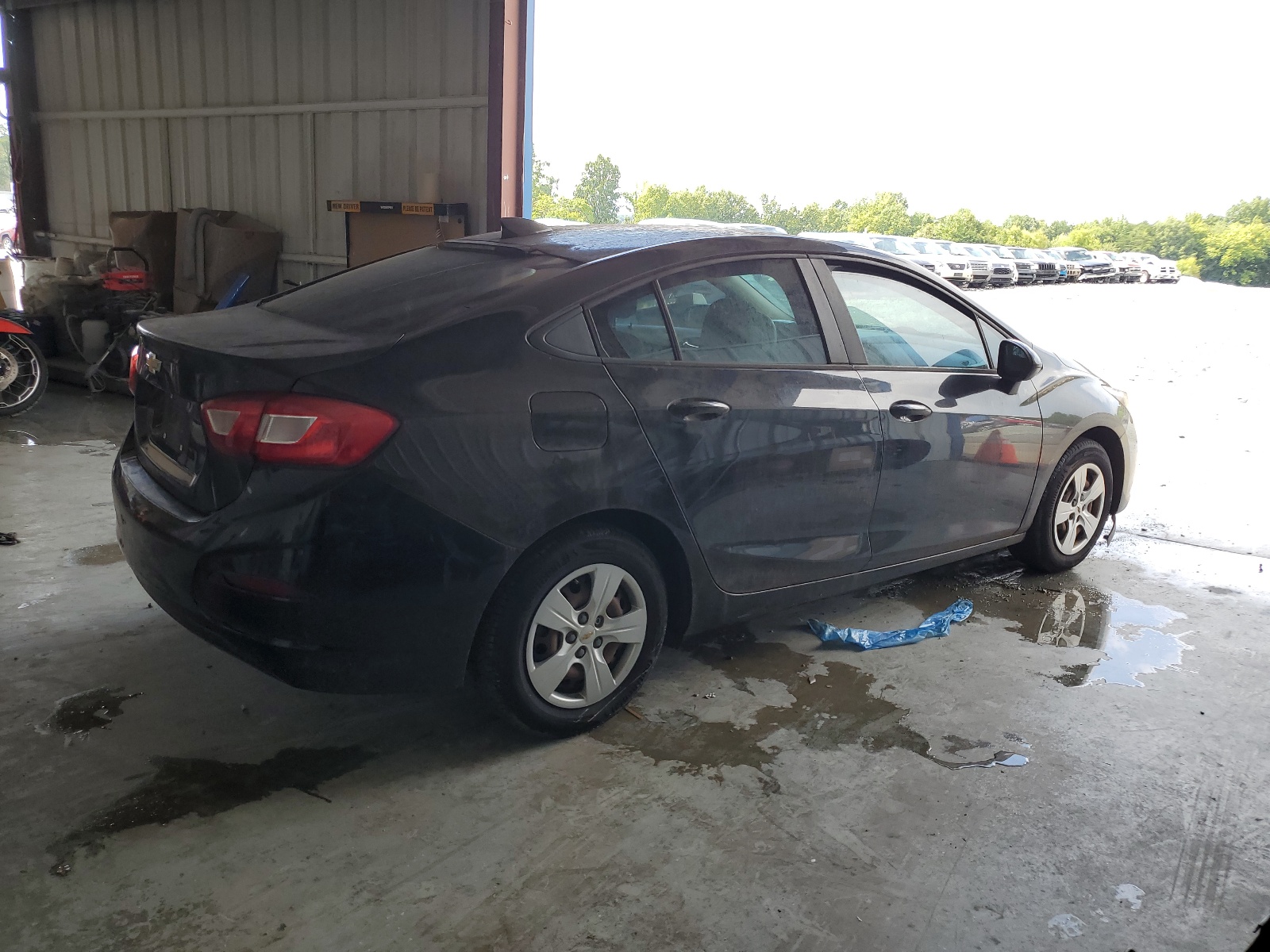 2017 Chevrolet Cruze Ls vin: 1G1BC5SM1H7129521