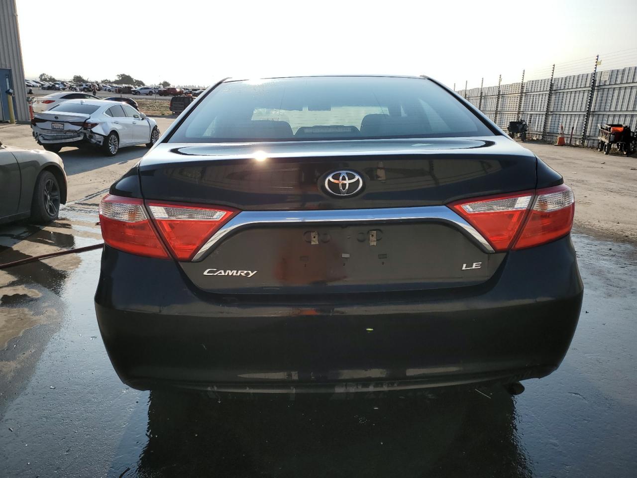 4T1BF1FK6HU733322 2017 Toyota Camry Le