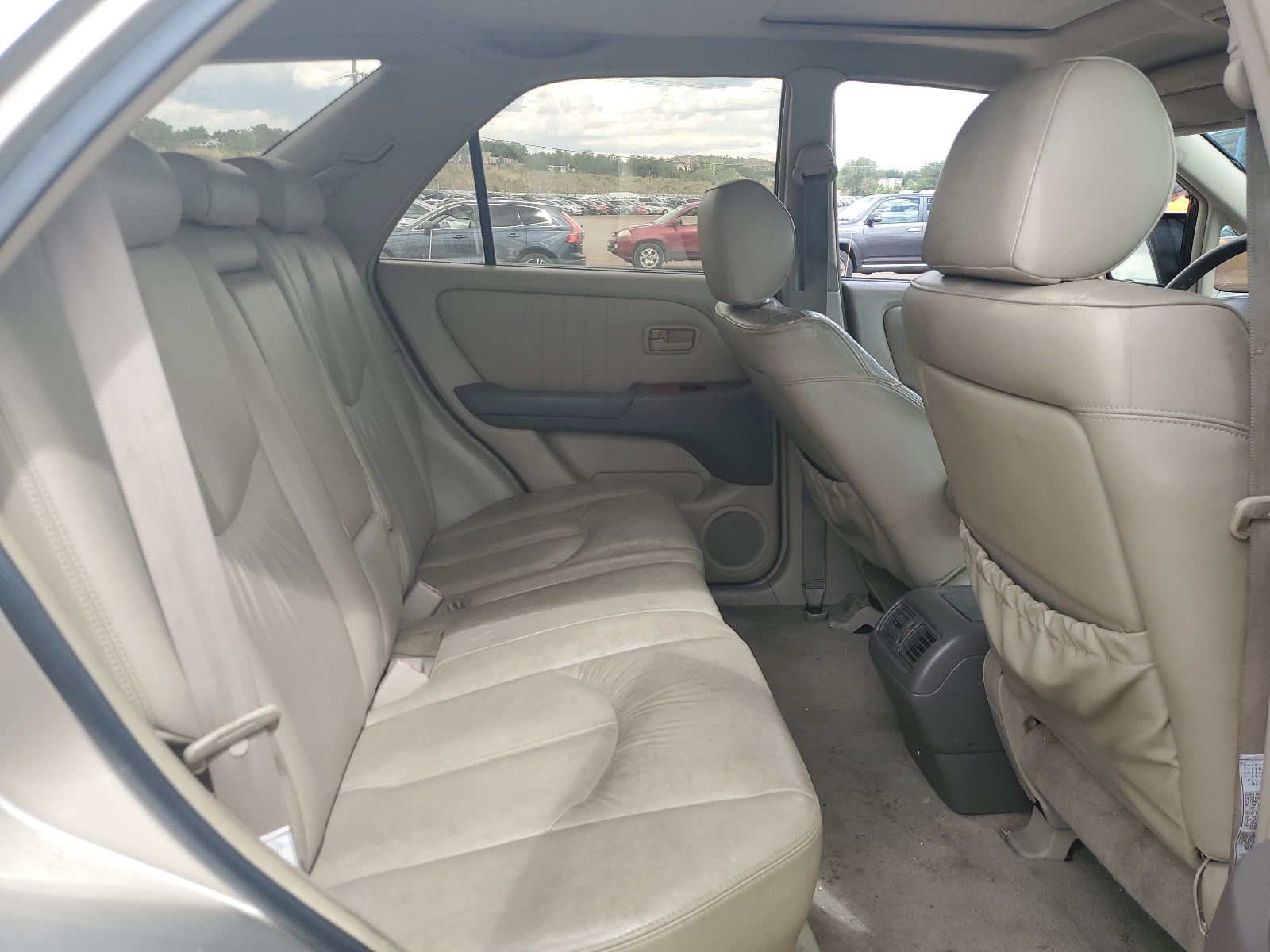 JT6HF10U6X0074938 1999 Lexus Rx 300