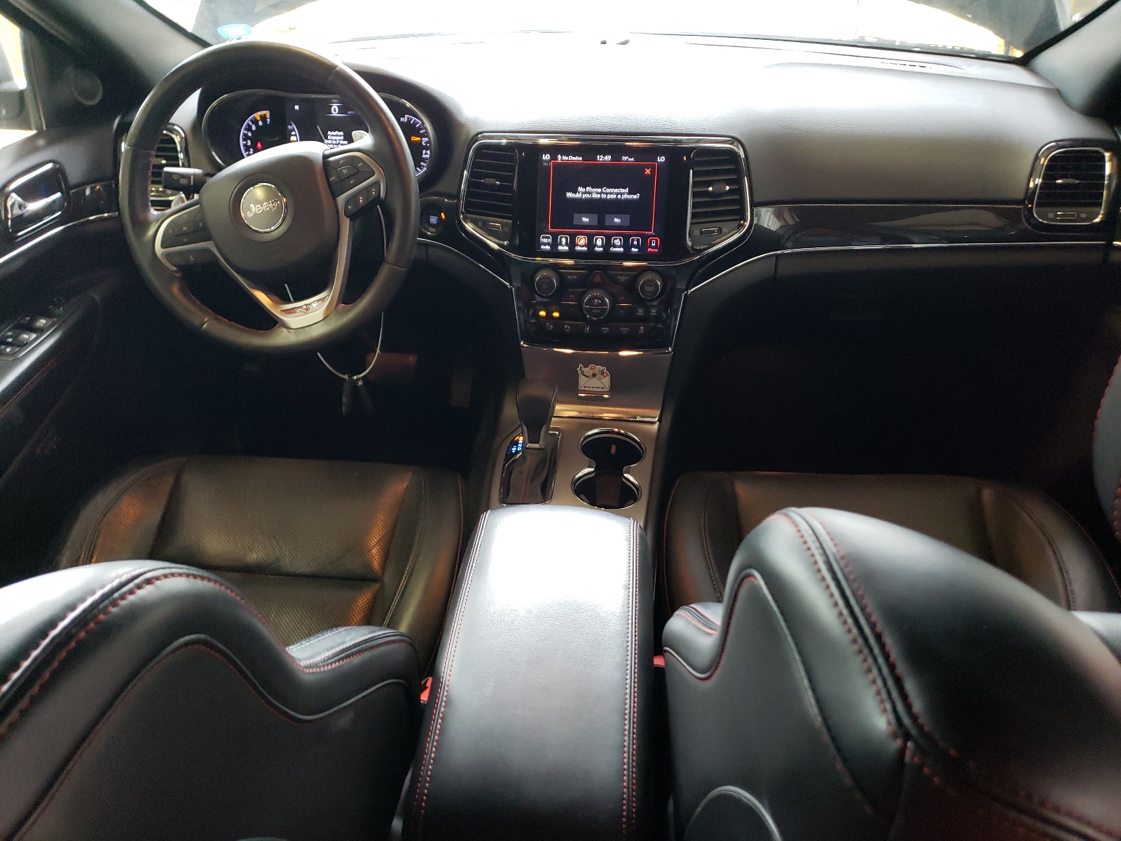 1C4RJFLT9KC695867 2019 Jeep Grand Cherokee Trailhawk