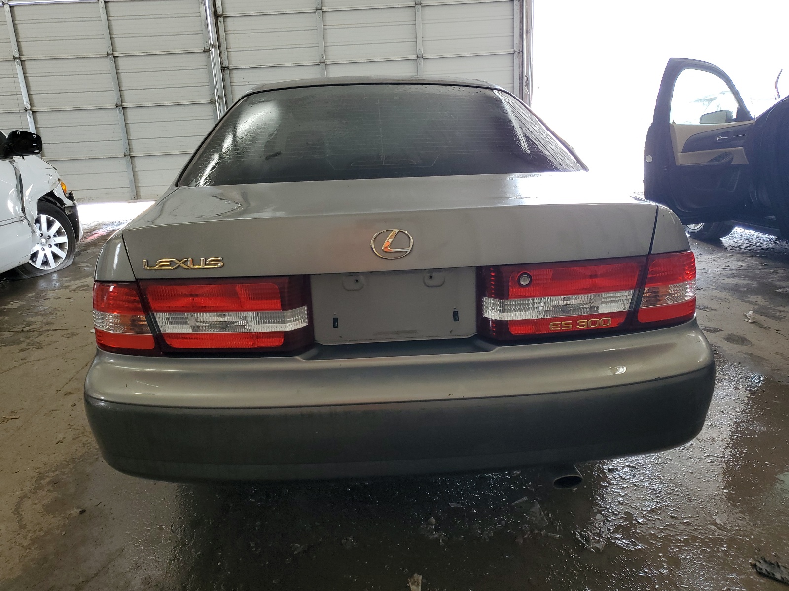 JT8BF28G210325320 2001 Lexus Es 300