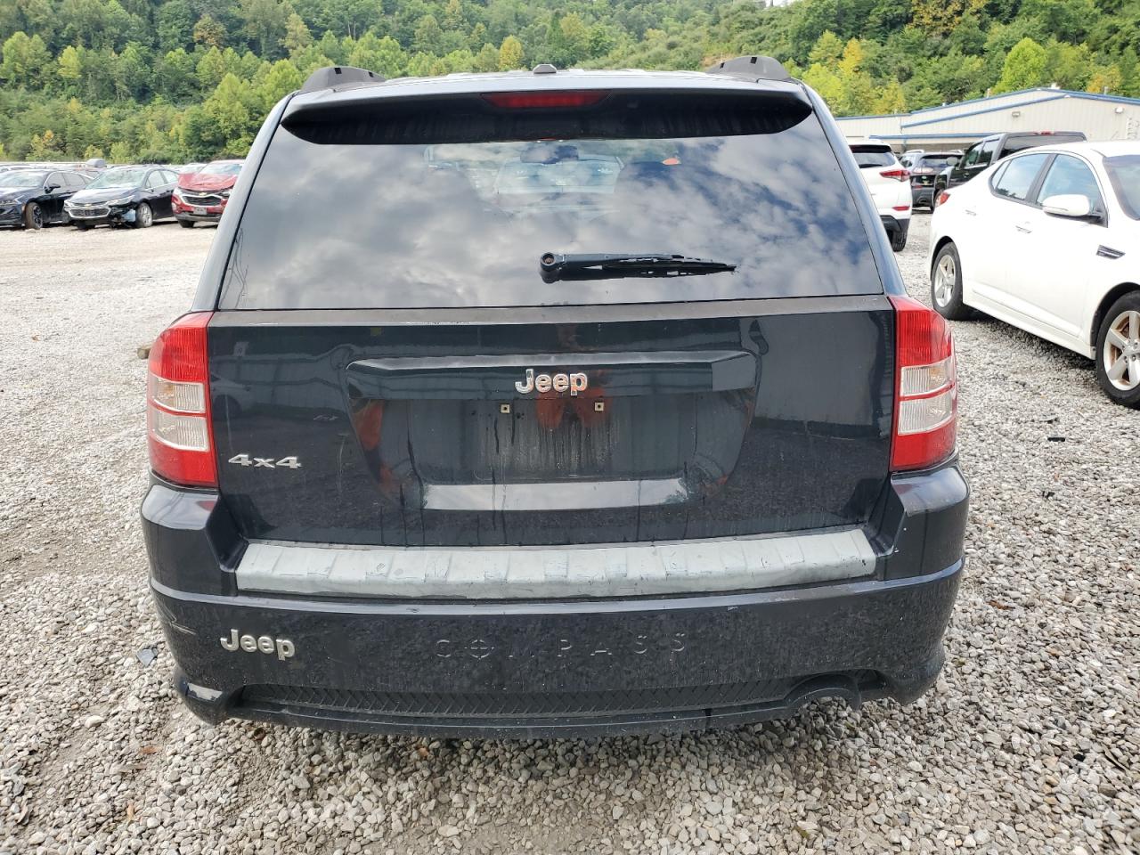 2007 Jeep Compass VIN: 1J8FF47W57D193526 Lot: 63113004