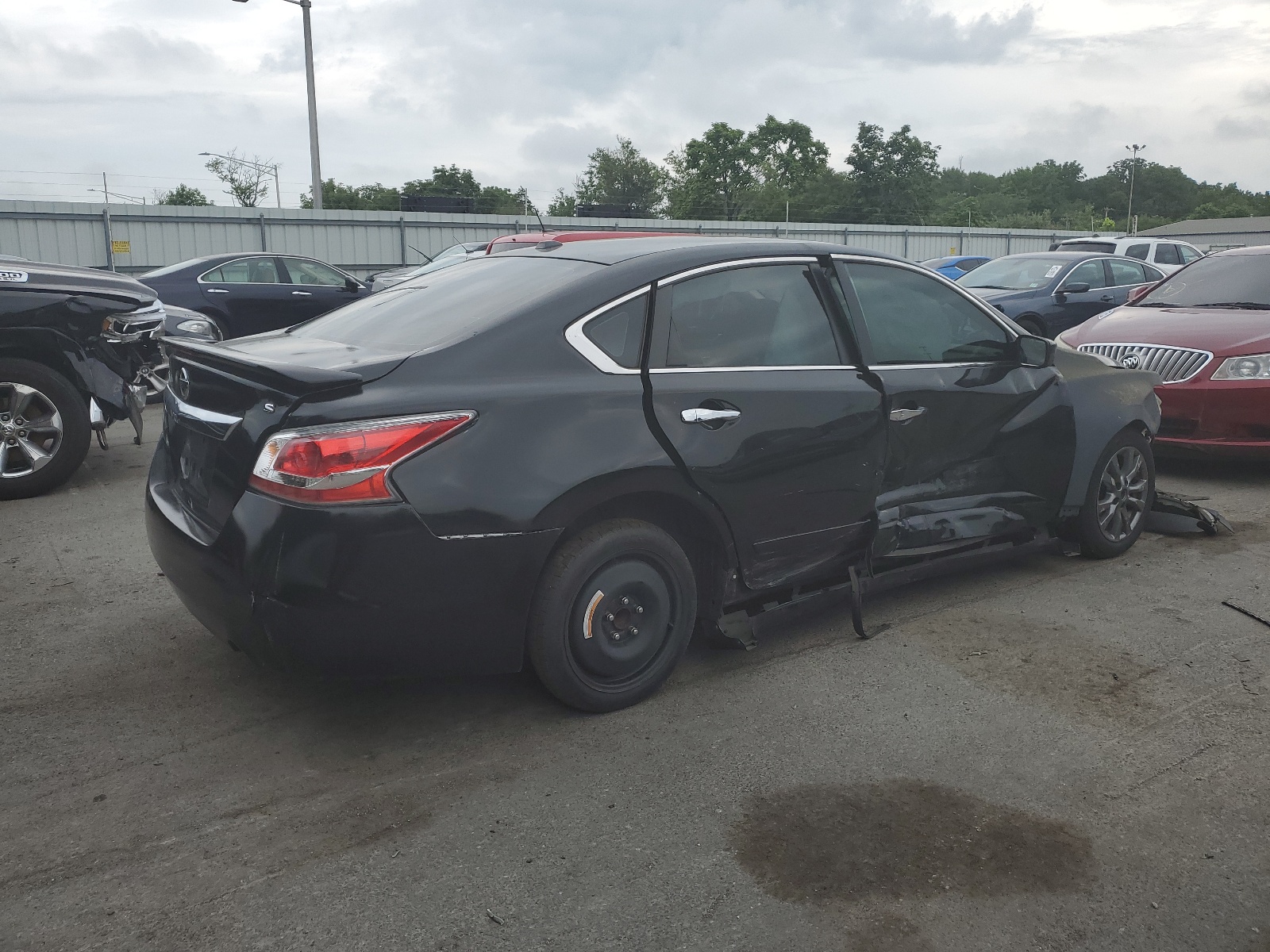 2015 Nissan Altima 2.5 vin: 1N4AL3AP4FN900569