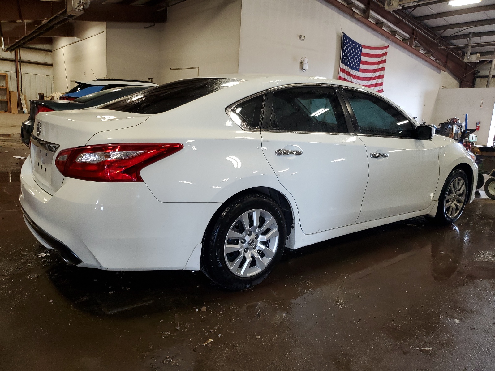 2017 Nissan Altima 2.5 vin: 1N4AL3AP6HC223393