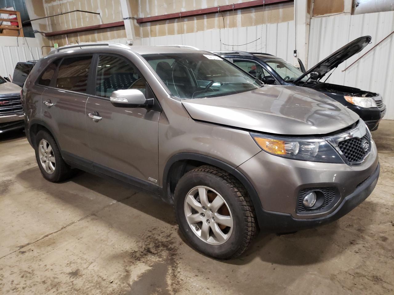 2011 Kia Sorento Base VIN: 5XYKTDA19BG054425 Lot: 65472124