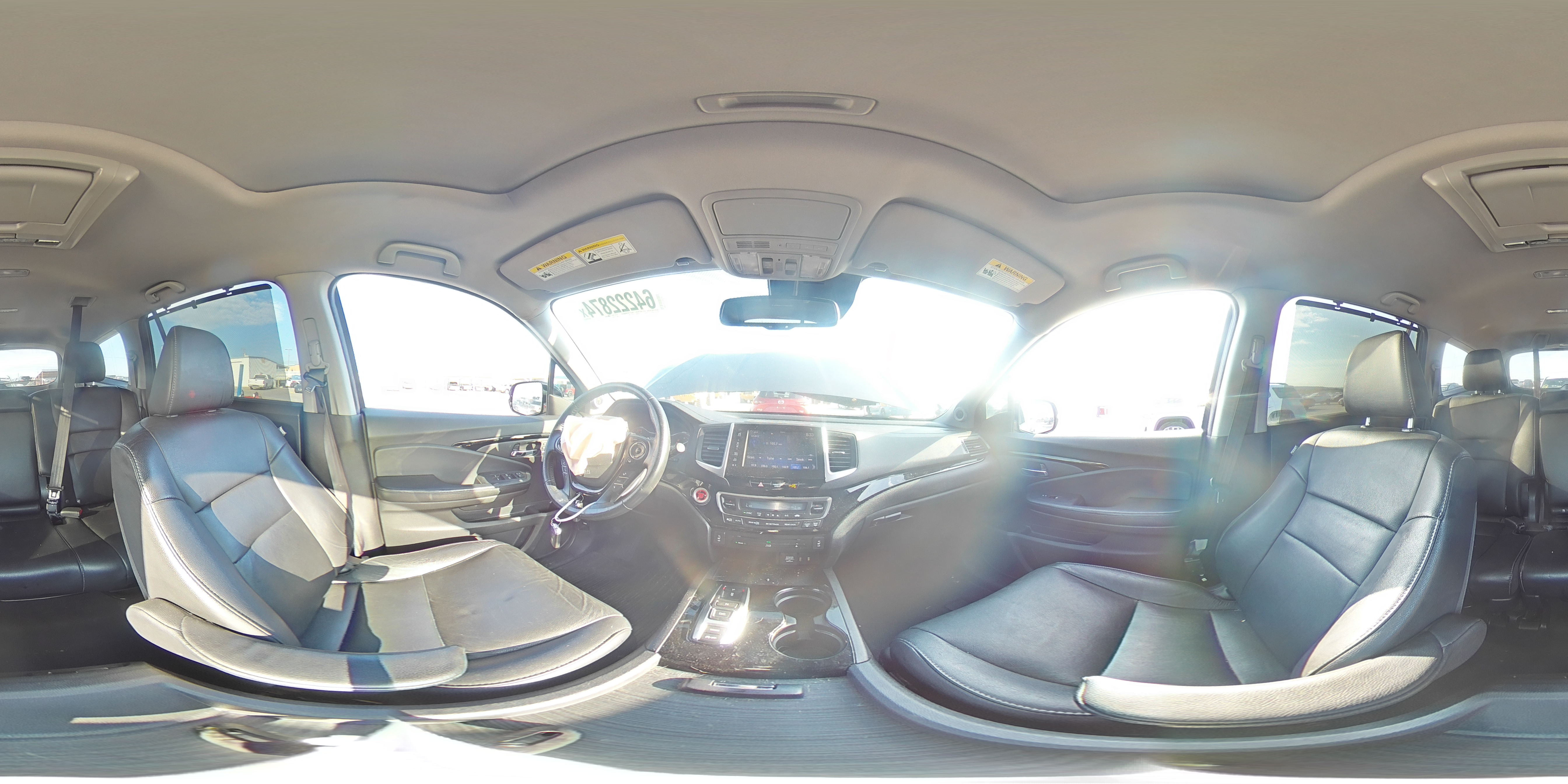 2017 Honda Pilot Touring VIN: 5FNYF5H94HB015812 Lot: 64222874