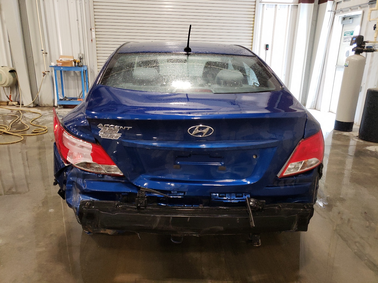 KMHCT4AEXFU922830 2015 Hyundai Accent Gls