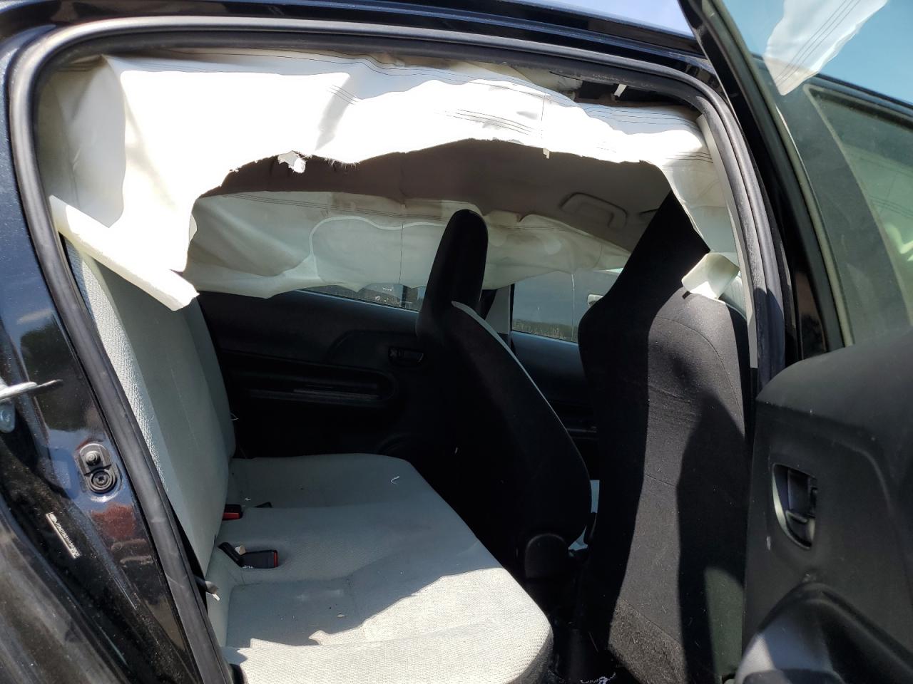 2017 Toyota Prius C VIN: JTDKDTB31H1593802 Lot: 61721684