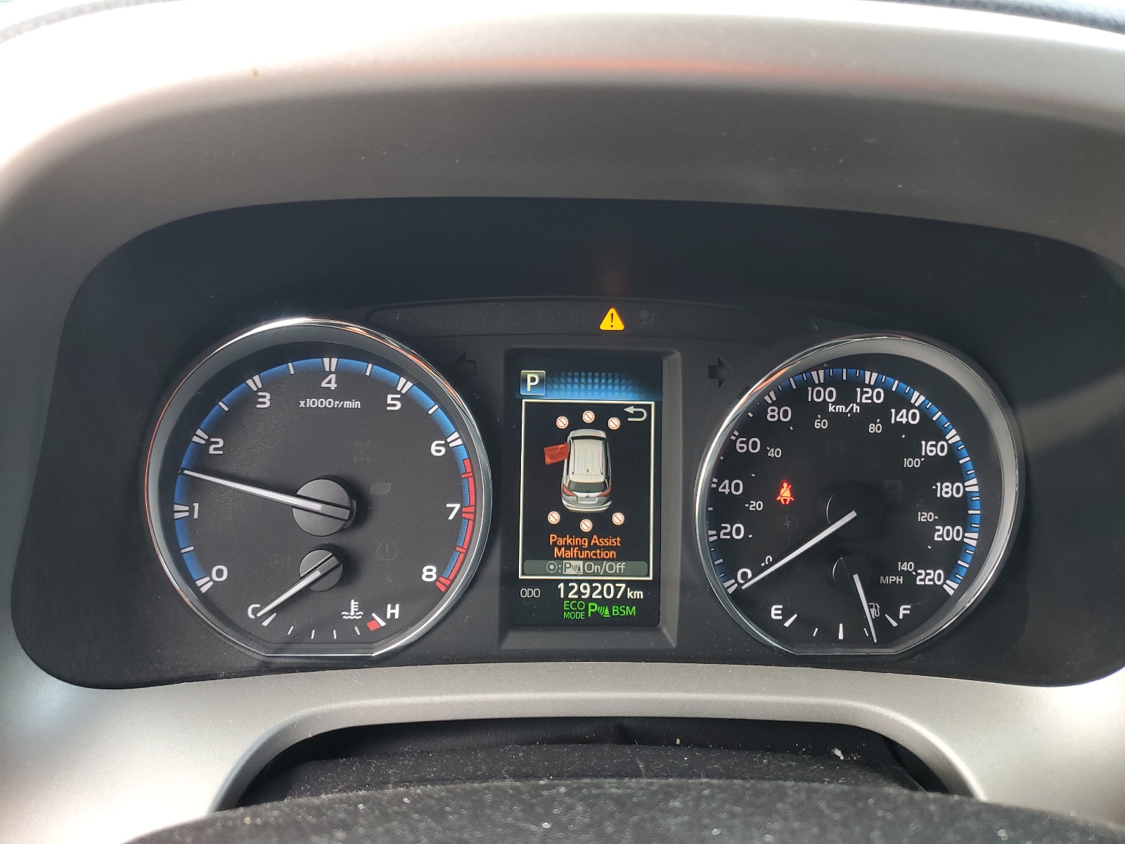 2T3DFREVXHW611864 2017 Toyota Rav4 Limited