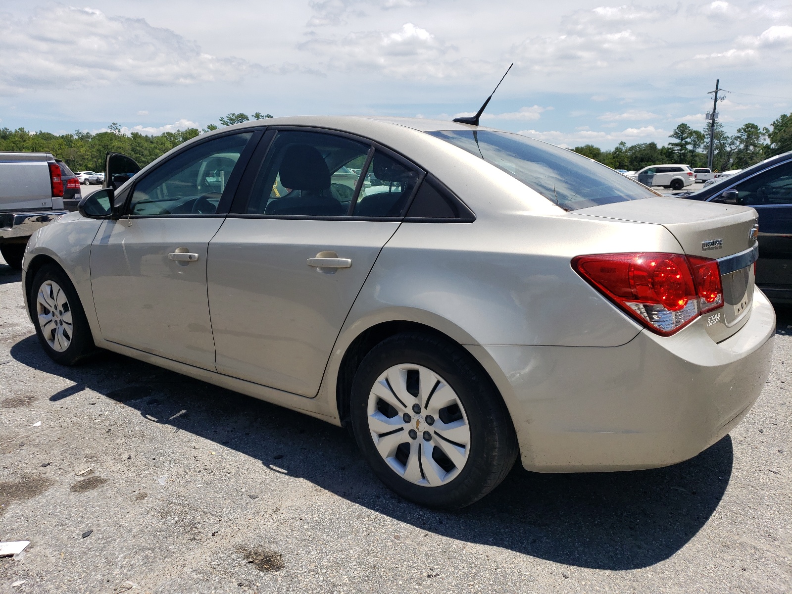 2014 Chevrolet Cruze Ls vin: 1G1PA5SH2E7241190