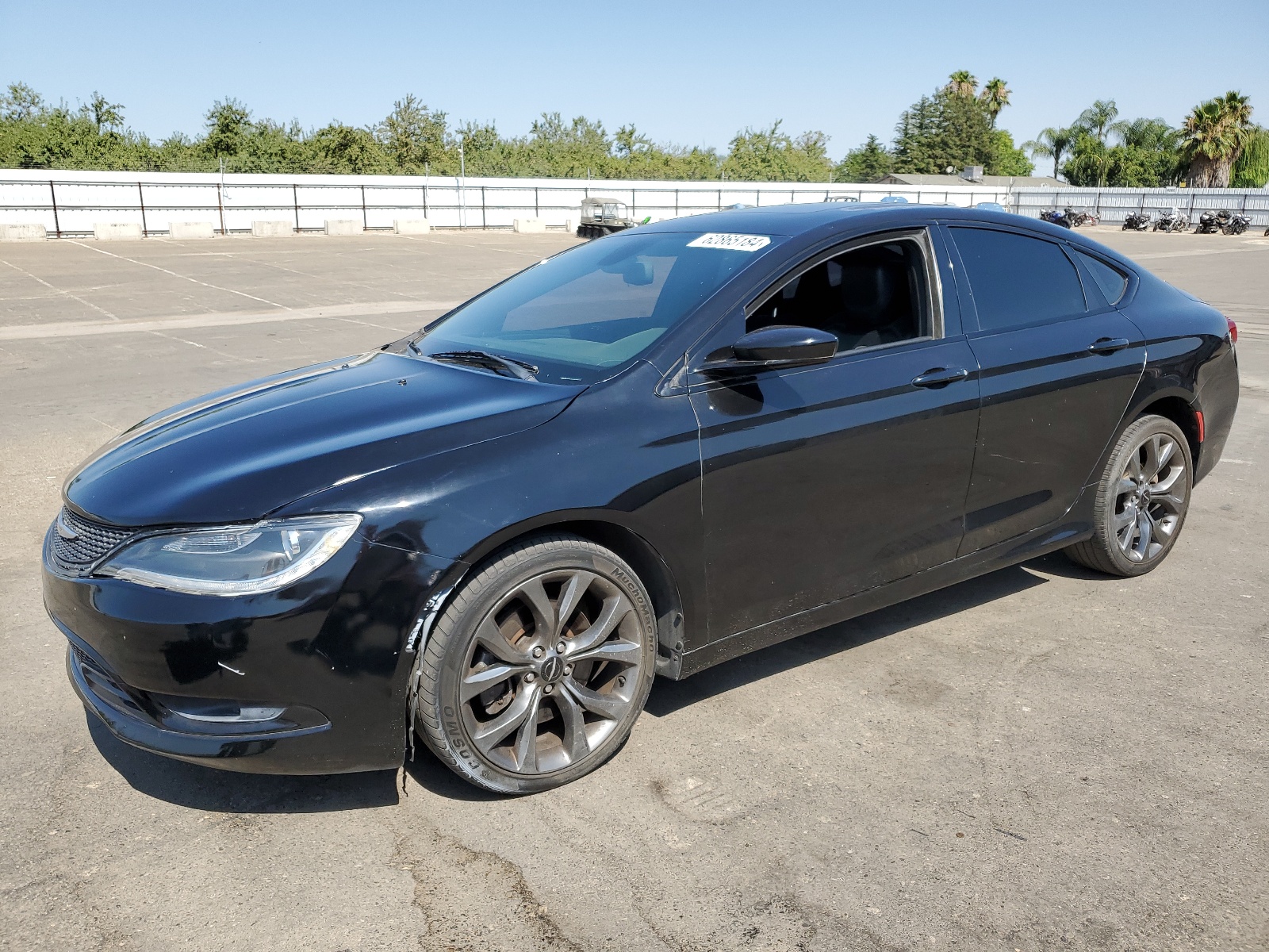 2015 Chrysler 200 S vin: 1C3CCCBG9FN525946