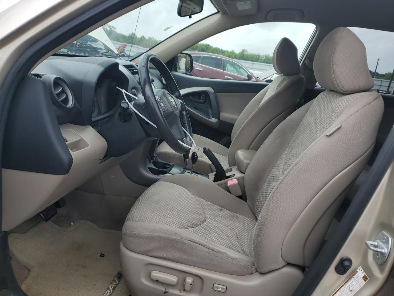 2008 Toyota Rav4 Limited VIN: JTMBD31V886070623 Lot: 63027204