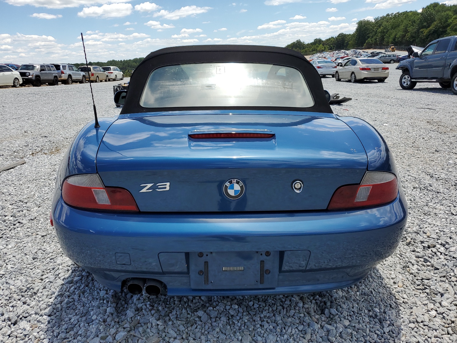 WBACH9349YLG18730 2000 BMW Z3 2.3