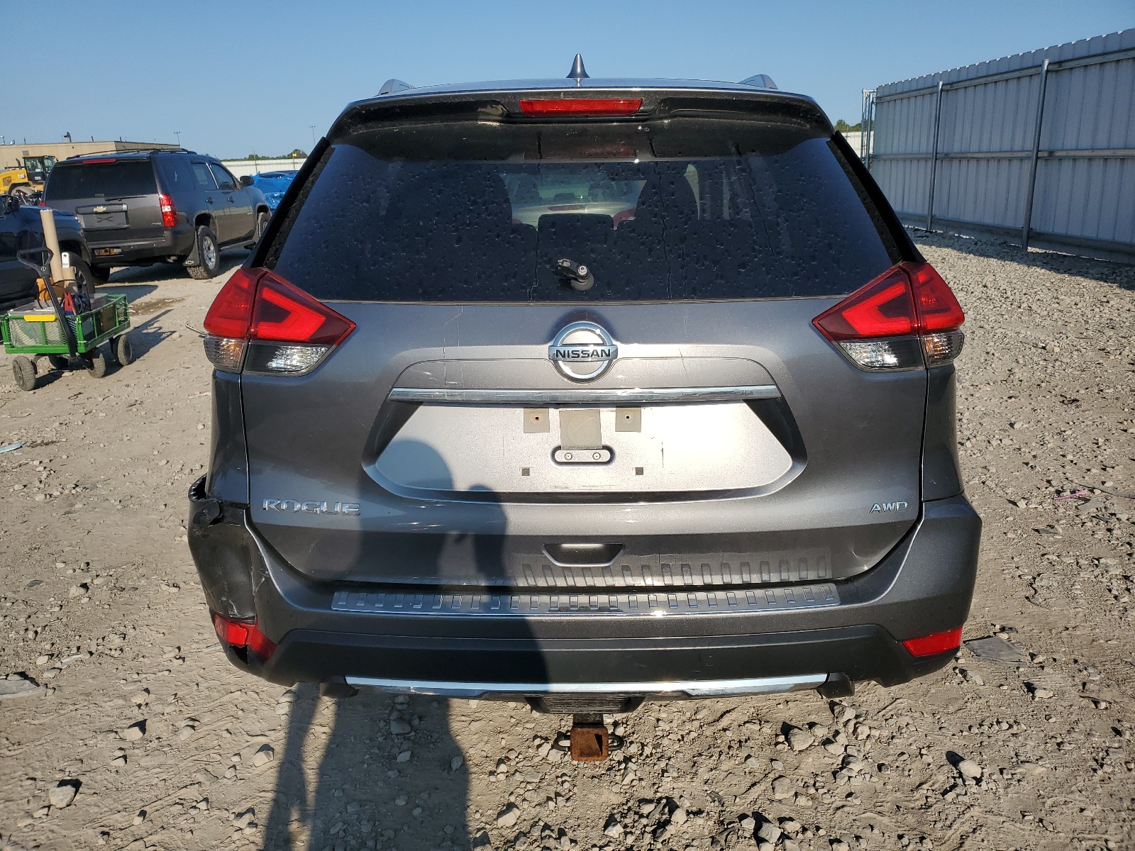 2017 Nissan Rogue S vin: JN8AT2MV1HW257470