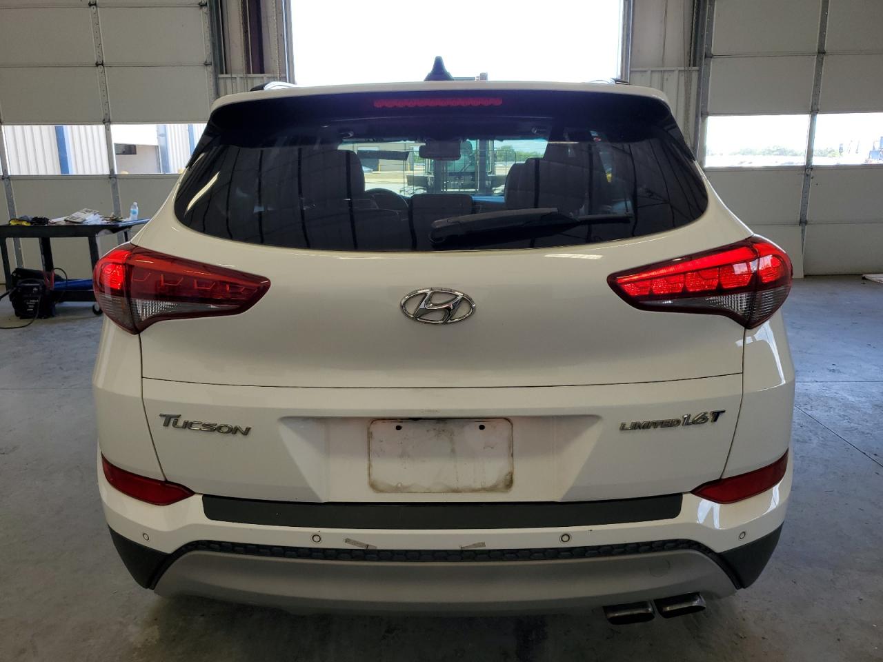2018 Hyundai Tucson Value VIN: KM8J33A22JU753290 Lot: 60489064