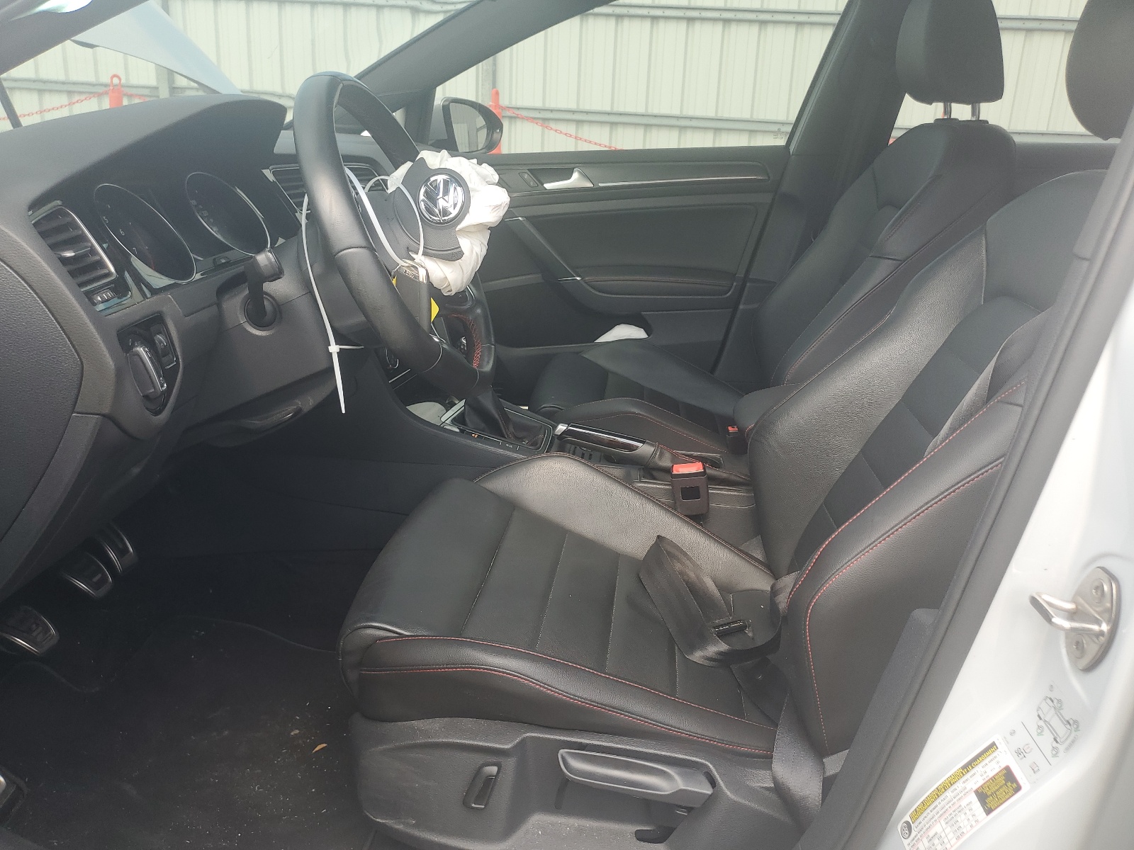 3VW5T7AU2KM001803 2019 Volkswagen Gti S