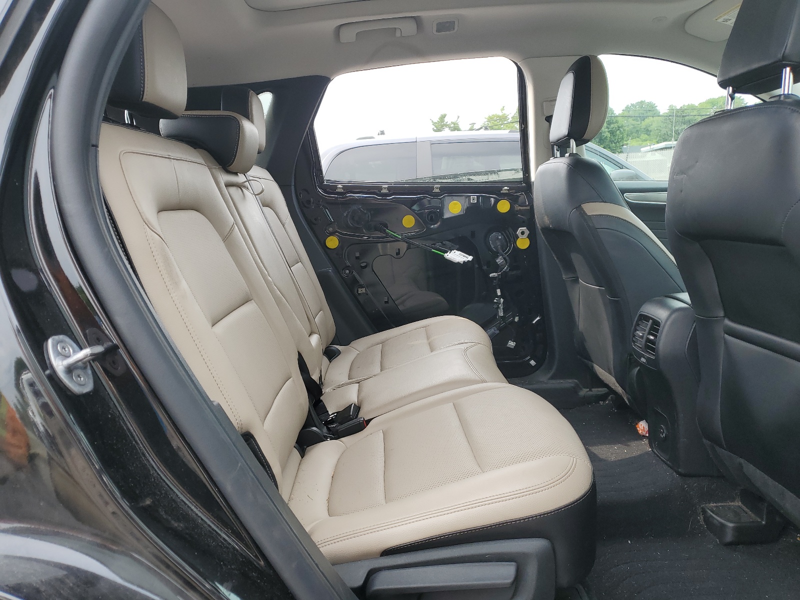 1FMCU9DZ8NUA28509 2022 Ford Escape Titanium