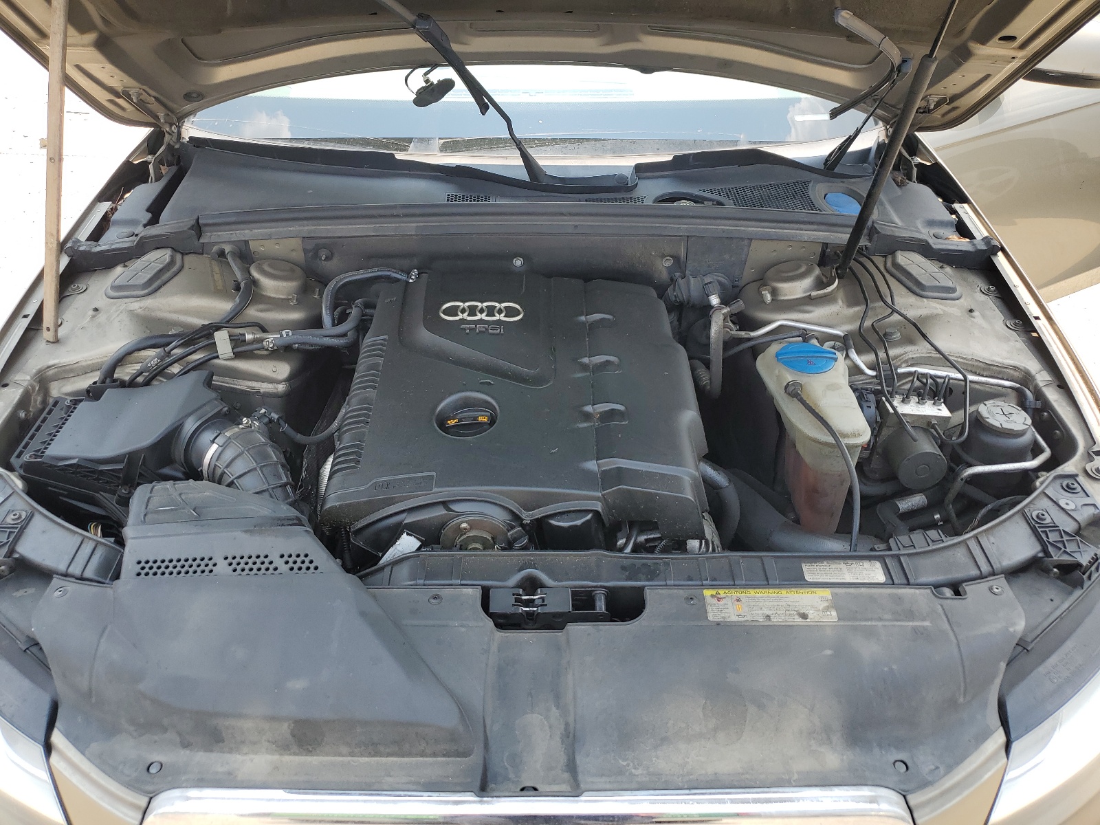 WAUAFAFL2AN057537 2010 Audi A4 Premium