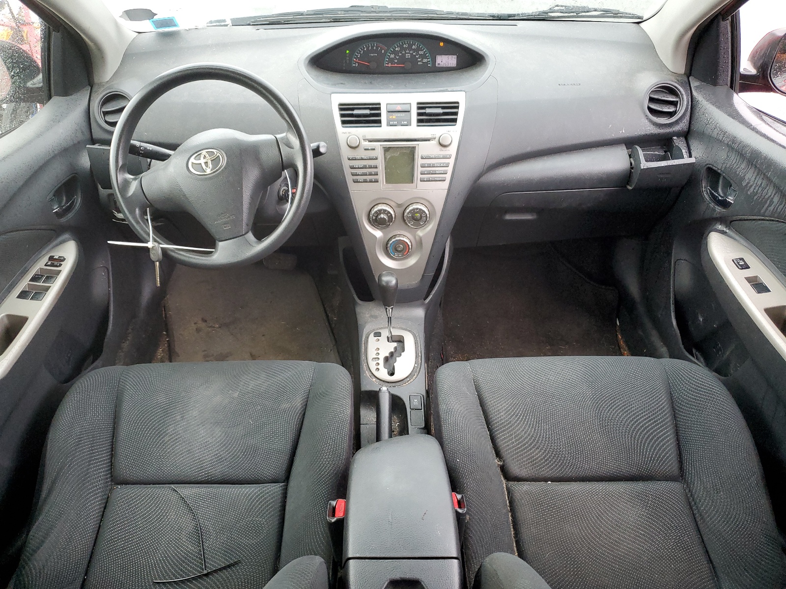 JTDBT4K38A1389822 2010 Toyota Yaris