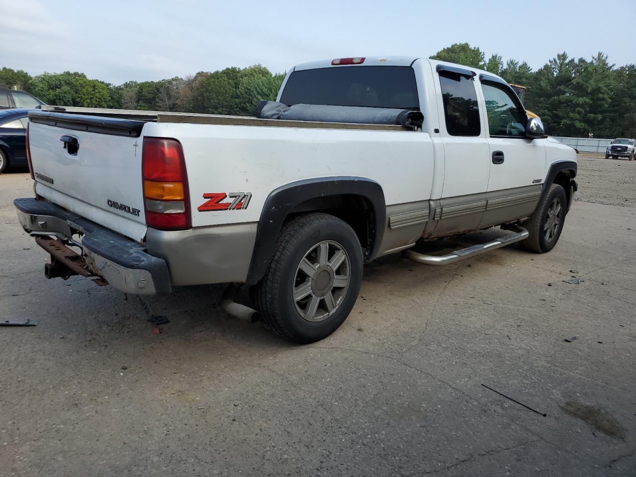 2000 Chevrolet Silverado K1500 VIN: 1GCEK19T2YE221276 Lot: 64704534