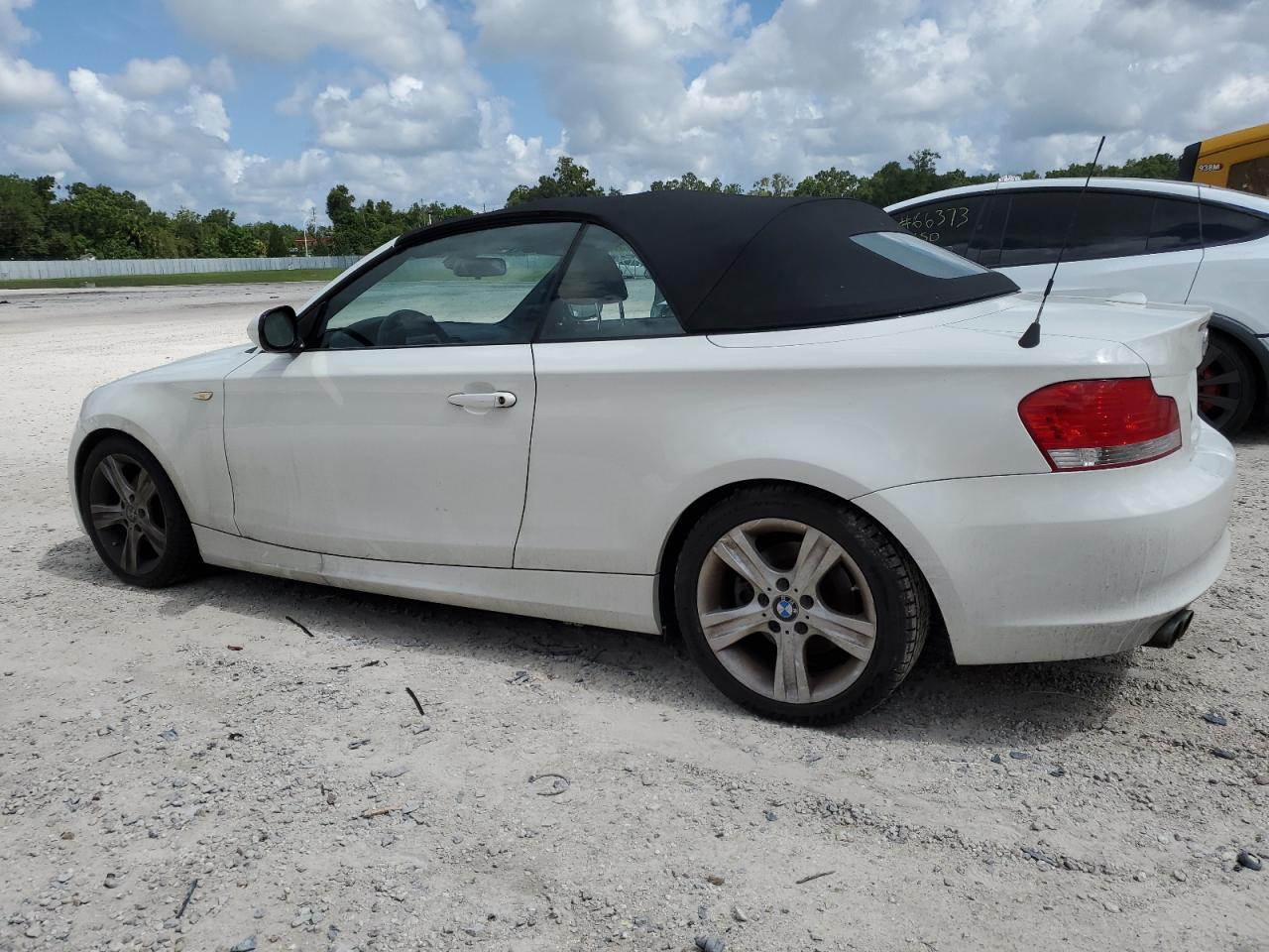 2011 BMW 128 I VIN: WBAUN1C52BVH82338 Lot: 65152184