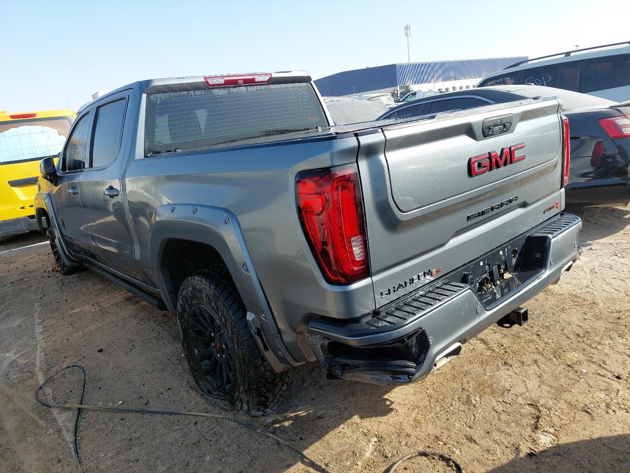 3GTP99EL8MG174427 - 2021 Gmc SEIARA - #60783634