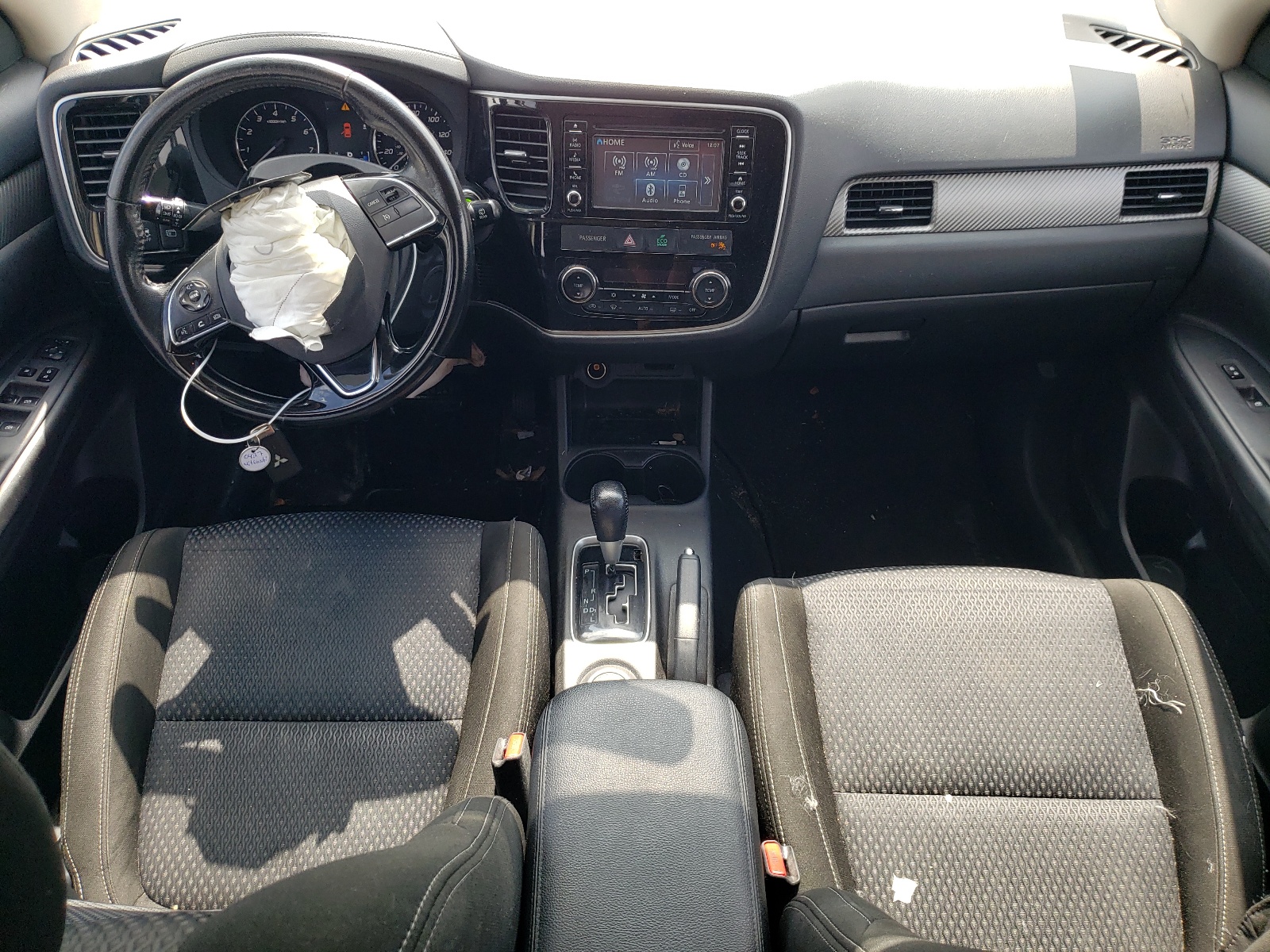 JA4AD3A39GZ020427 2016 Mitsubishi Outlander Se