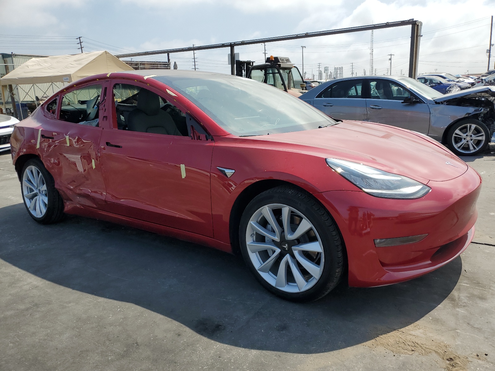 2019 Tesla Model 3 vin: 5YJ3E1EA0KF301023