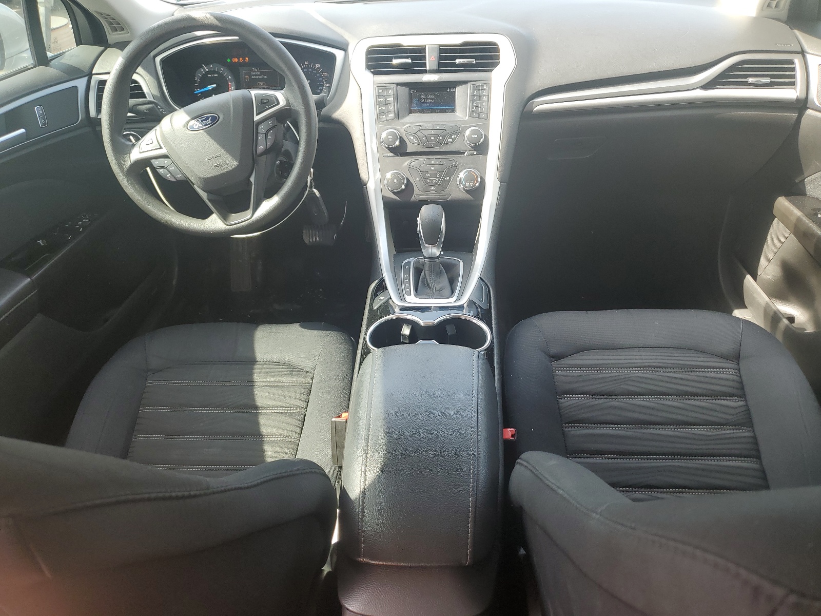 1FA6P0H72G5135605 2016 Ford Fusion Se