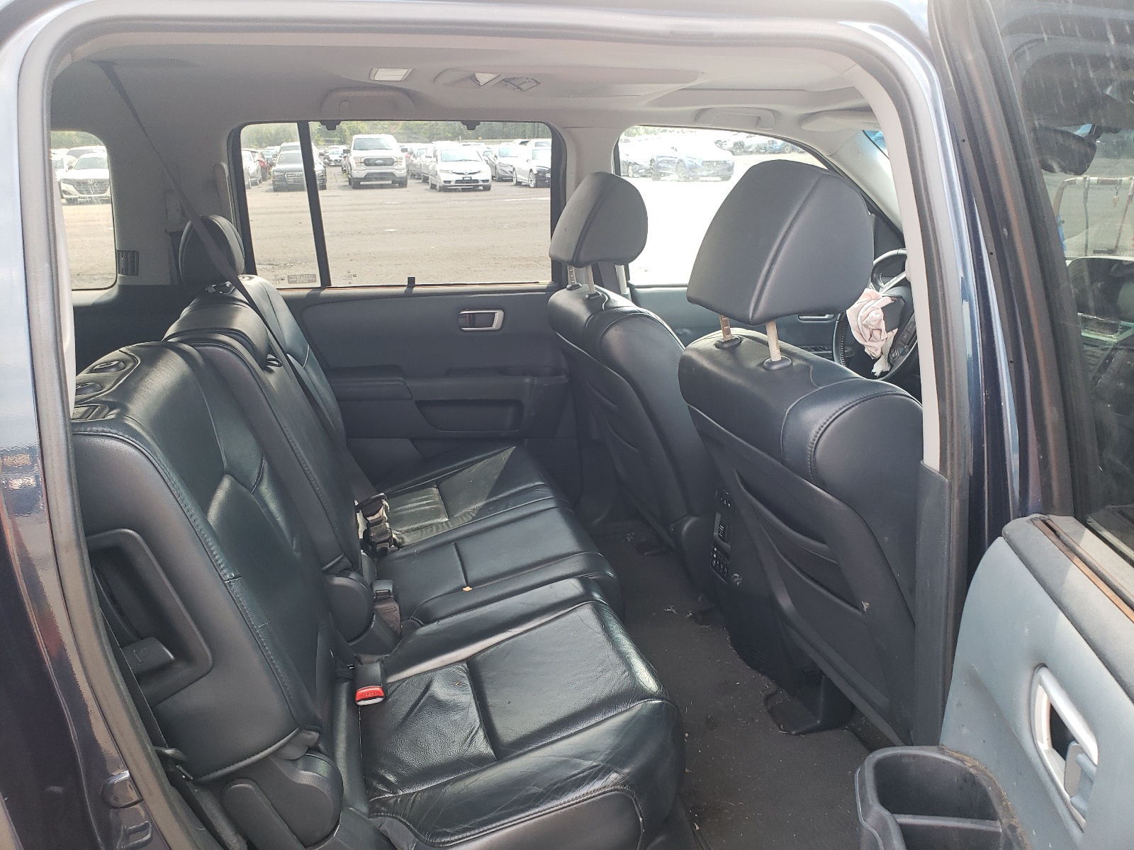 5FNYF48999B013243 2009 Honda Pilot Touring